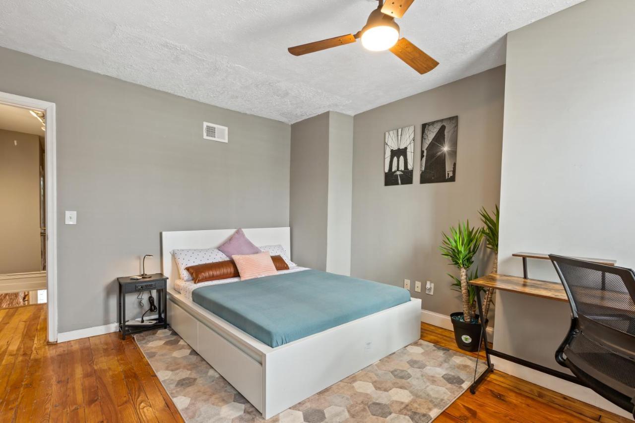 Pristine Townhouse With Rooftop Deck Near Canton! بالتيمور المظهر الخارجي الصورة