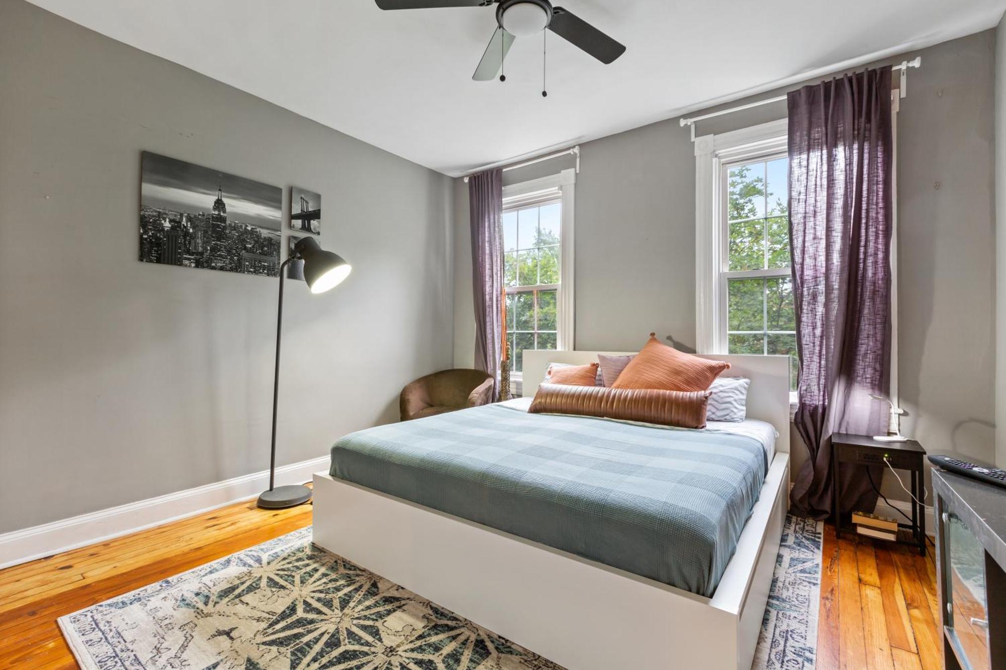 Pristine Townhouse With Rooftop Deck Near Canton! بالتيمور المظهر الخارجي الصورة