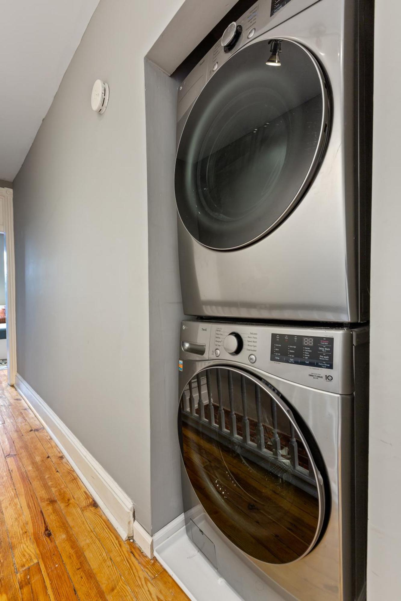 Pristine Townhouse With Rooftop Deck Near Canton! بالتيمور المظهر الخارجي الصورة